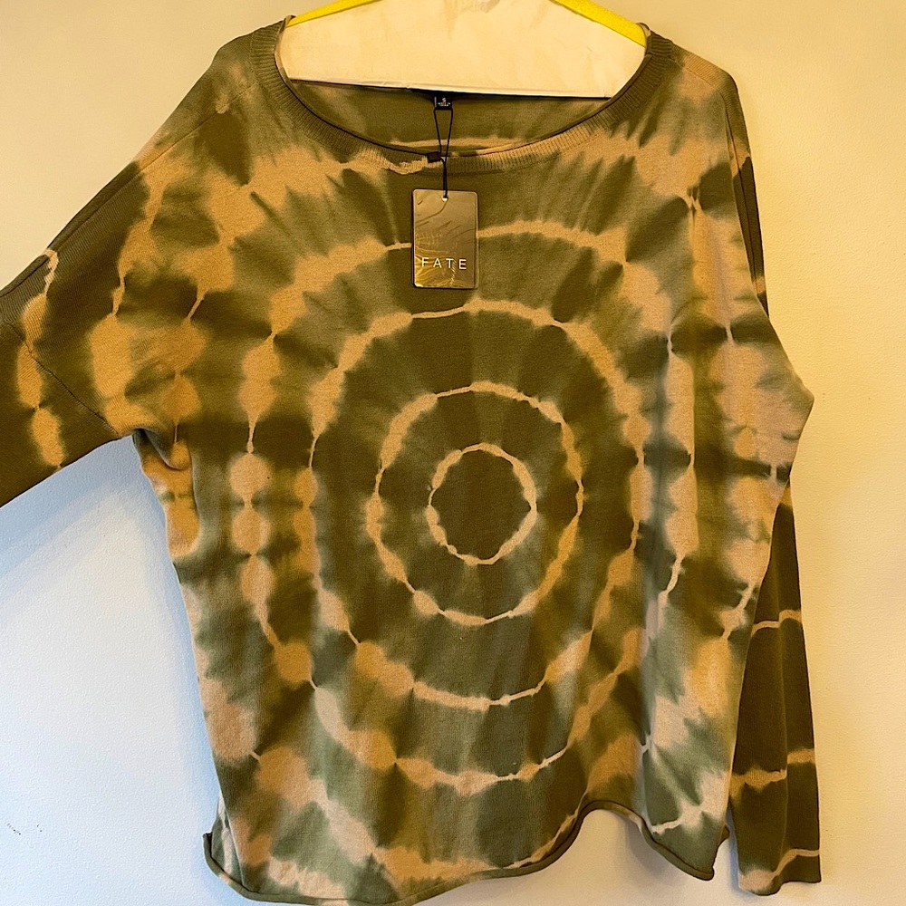 Tie-dye sweater, green (size Small)